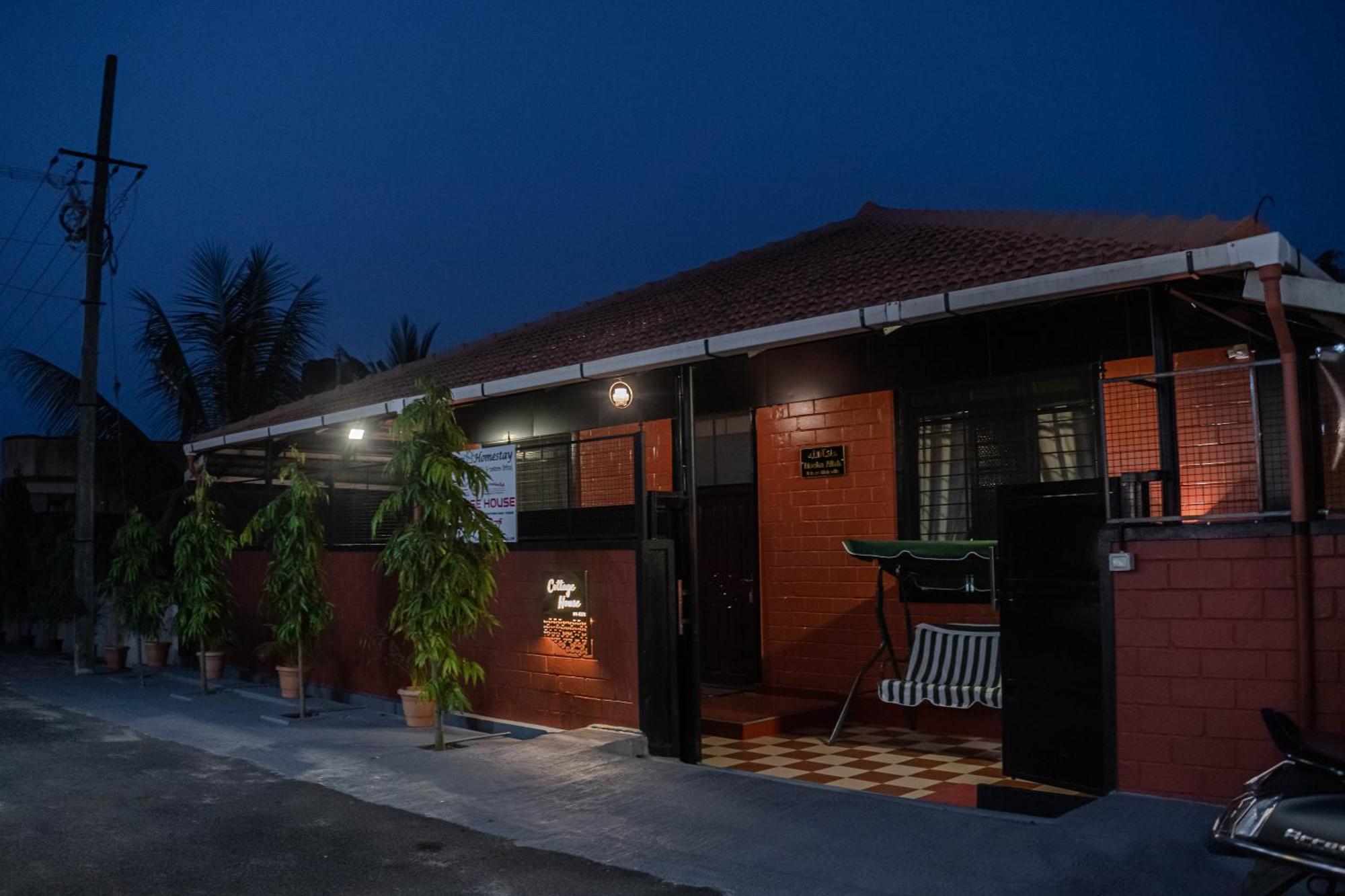 Udupi Homestay - Cottage House - Dendoorkatte Exterior foto